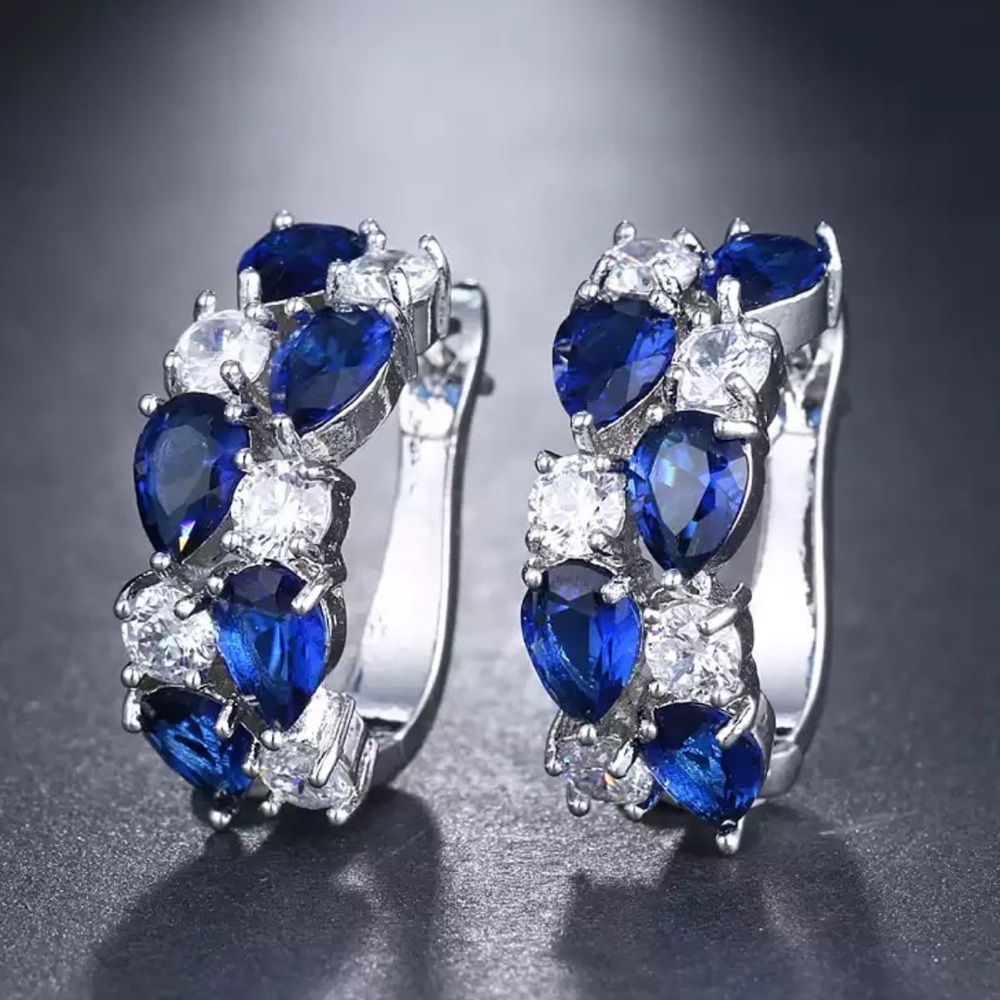 New Women’s 925 Silver Beautiful Sapphire Earrings